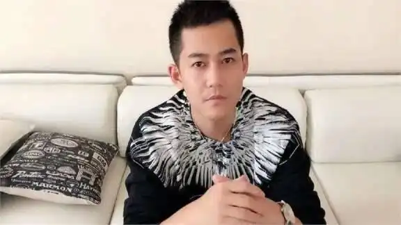 苏醒李炜友谊破裂事件_娱乐圈兄弟反目真相_张杰和苏醒关系好吗