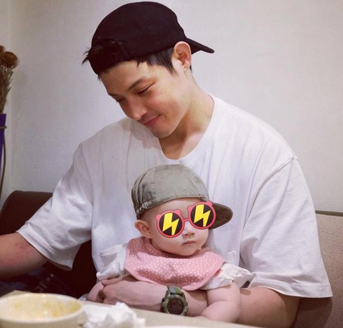 寇家瑞女友照片_寇家瑞父亲_寇家瑞女儿近况