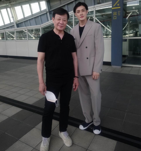 寇家瑞父亲_寇世勋儿子寇家瑞出席活动_寇家瑞颜值高年龄揭秘