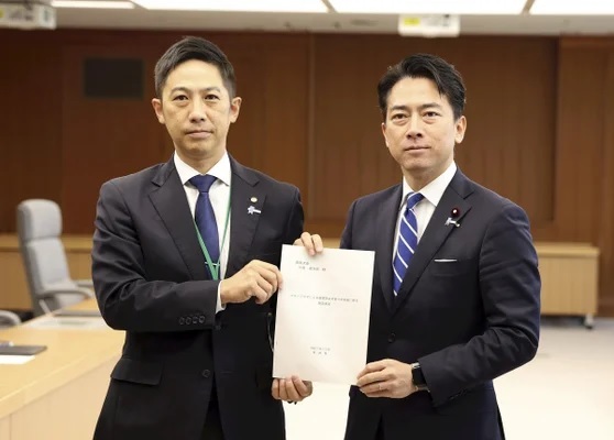 熊灾泛滥毁物伤人，日本考虑出动自卫队协助灭熊