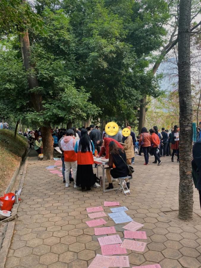 天河公园相亲角_相亲角自我介绍_广州天河公园野战