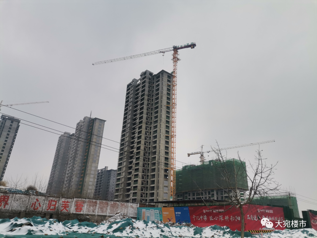 万科郁亮2022年房地产破釜沉舟背水一战去金融化黑铁时代南阳房企生存现状分析建业碧桂园中梁蓝光金科阳光城兴达永威正商绿都_南阳万事达房地产现状