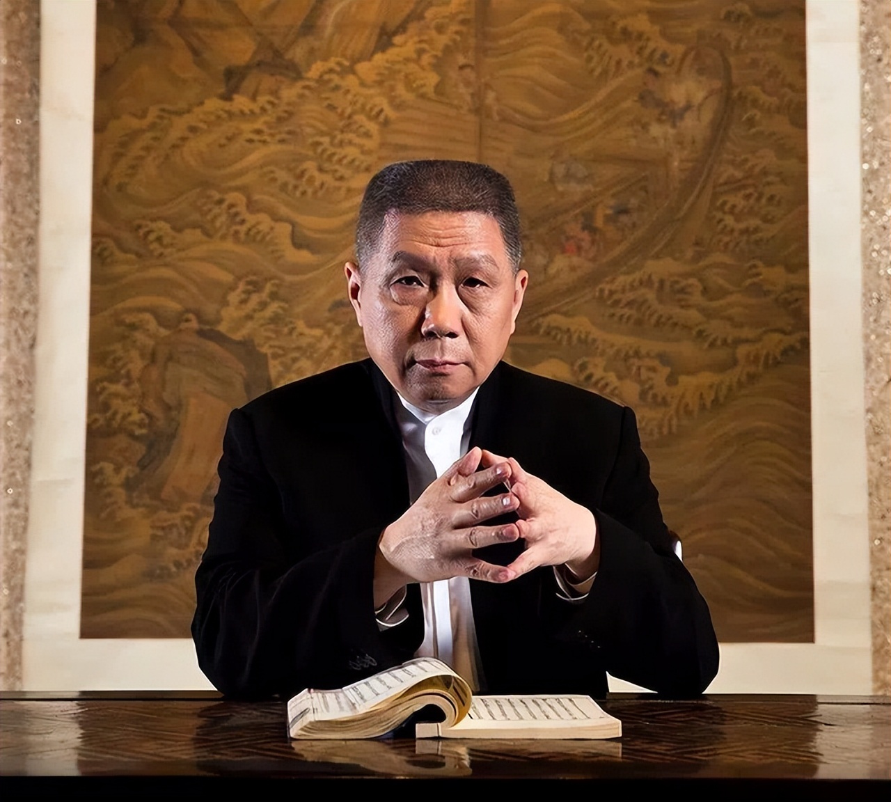 清康熙无我款紫檀笔筒_印度小叶紫檀笔筒市价_清代黄花梨雕竹石图笔筒