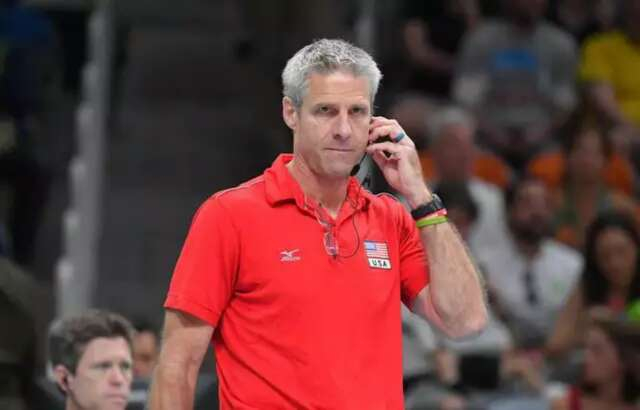 基拉里彻底被折服！再次输给中国女排没想到郎平还有竟还有底牌