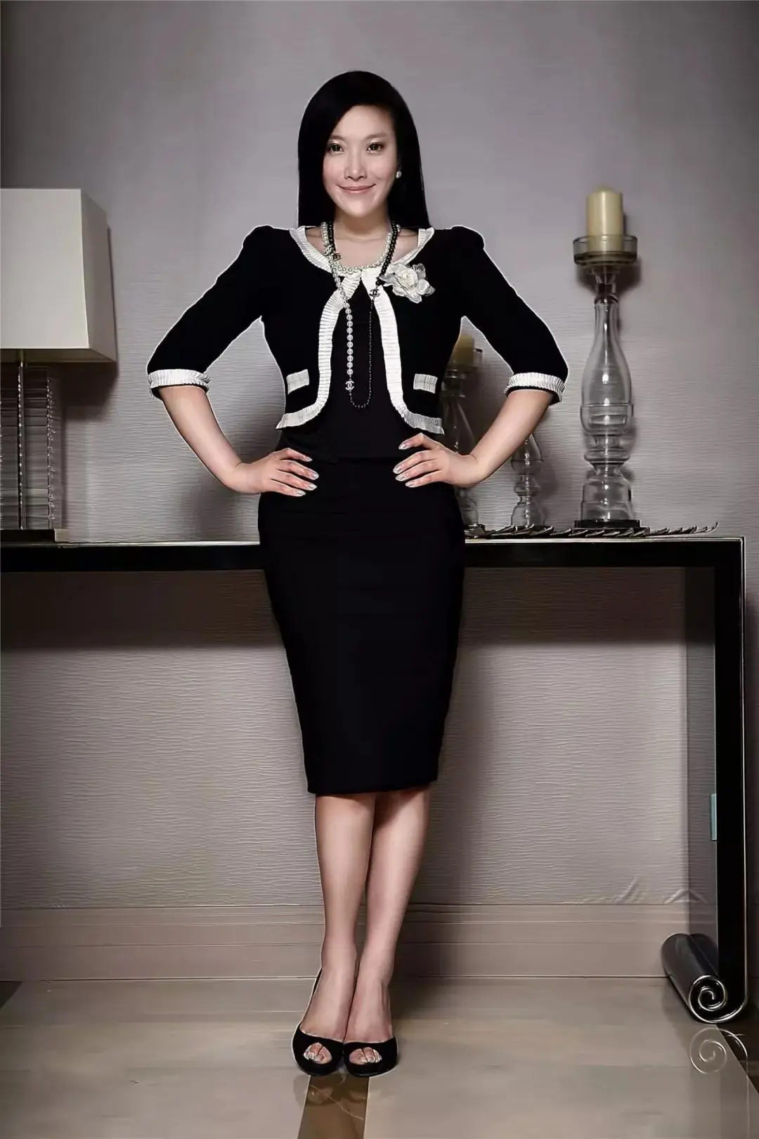 陈怡 非常周末 主持人 生涯经历_陈怡星座