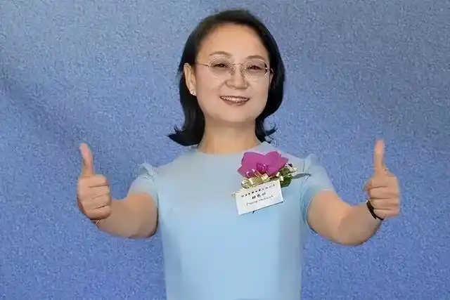 钟慧娟 翰森制药 创新药女首富_化学老师出身 她凭啥成中国女首富