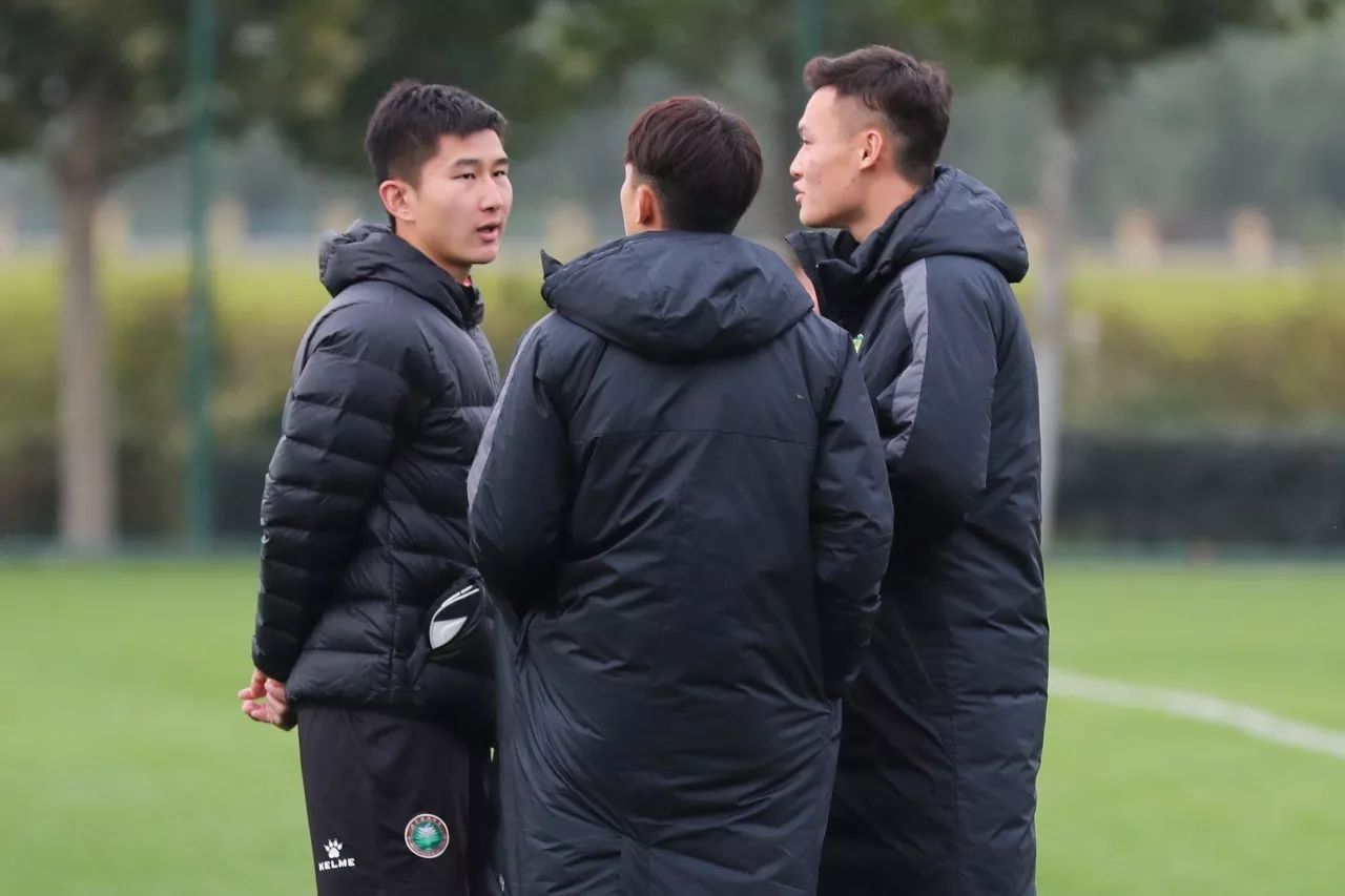 北京国安李翰博_北京中赫国安李翰博梅开二度_北京理工大学队热身赛战报