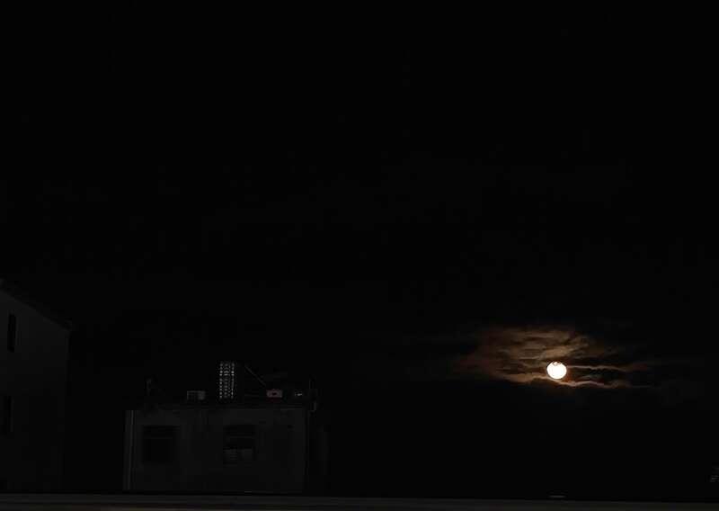 2024年最后一次超级月亮_千万别错过!“xxxl号”月亮要来了_超级月亮观测指南