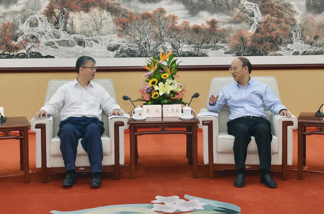 科技创新高端装备合作_中国石油李鹭光_中国石油集团与中国航天科工集团战略合作
