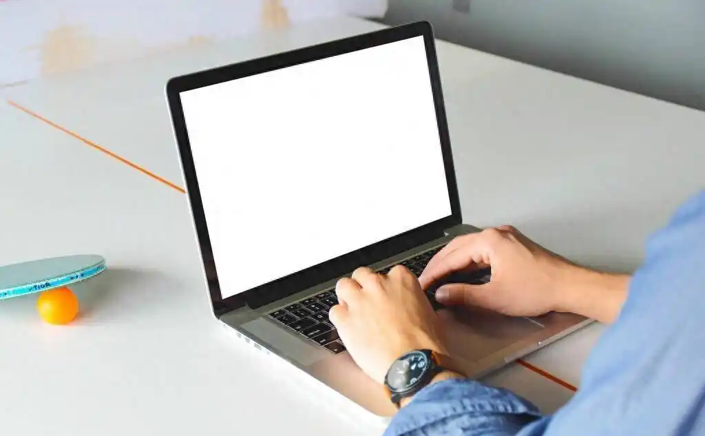 电脑弹窗广告太多怎么解决？教你这招，彻底关闭它们