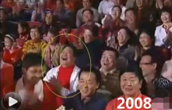 冯巩春晚缺席_春晚笑脸哥是谁_春晚钉子户冯巩