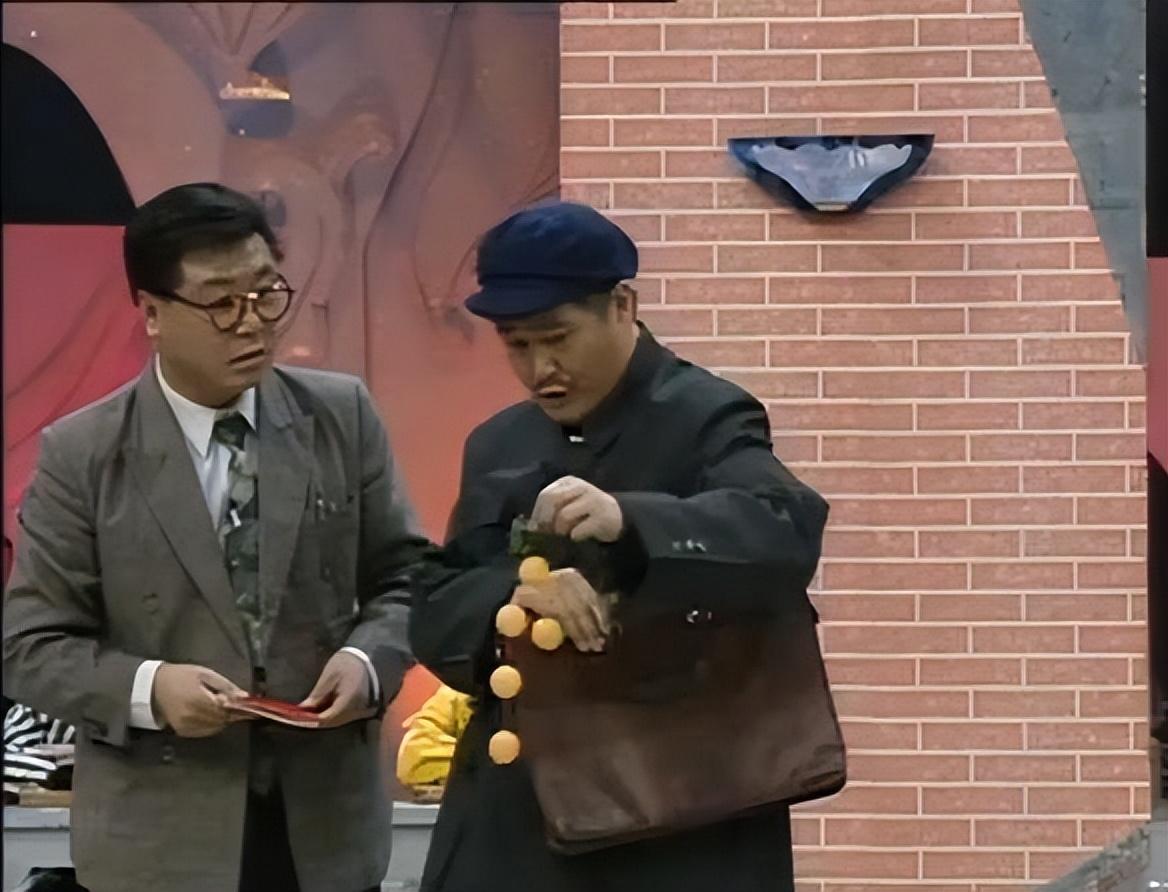 春晚笑脸哥是谁_赵本山 春晚 小品