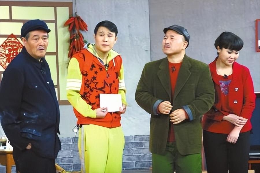 春晚笑脸哥是谁_赵本山 春晚 小品