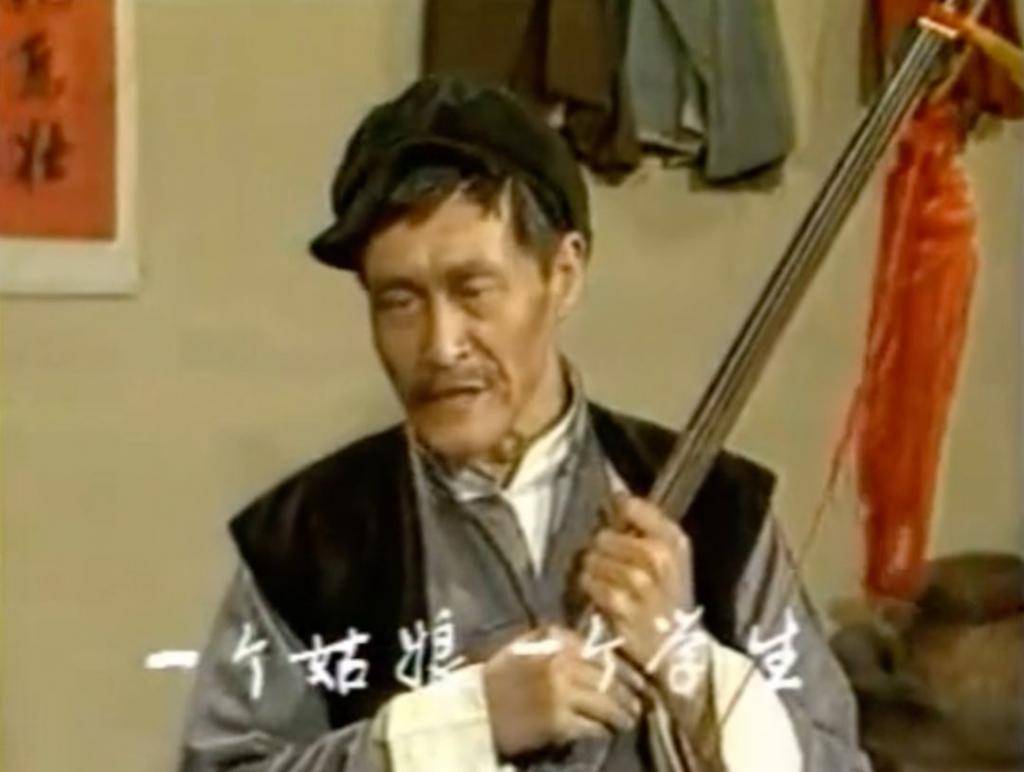 赵本山 春晚 小品_春晚笑脸哥是谁