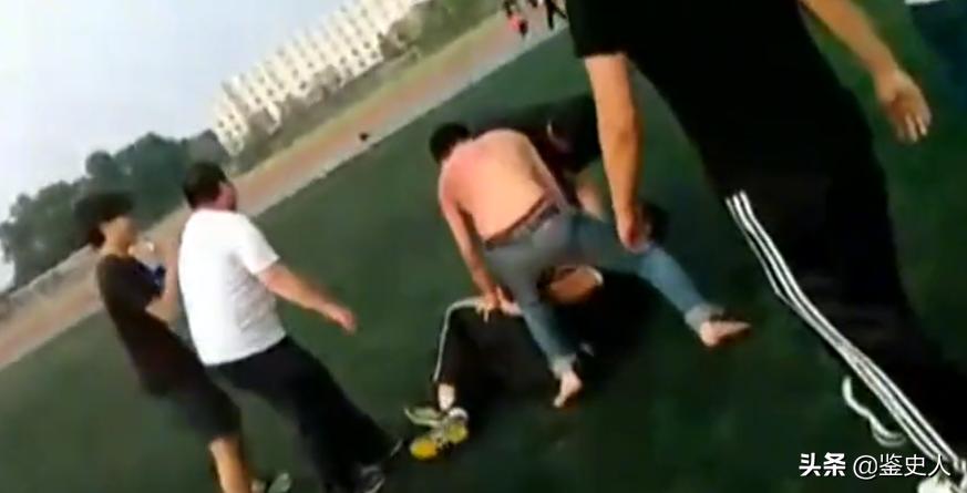 富二代母亲叫嚣砍人事件_长春砍手门到底有没有处理结果_长春砍手门事件