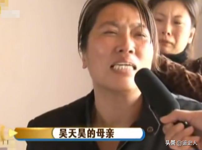 长春砍手门事件_长春砍手门到底有没有处理结果_富二代母亲叫嚣砍人事件