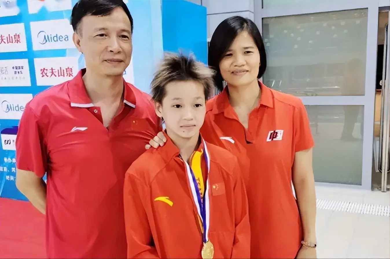 全红婵回应无理诋毁_全红婵14字回应网红_全红婵回应复出夺冠:我真棒