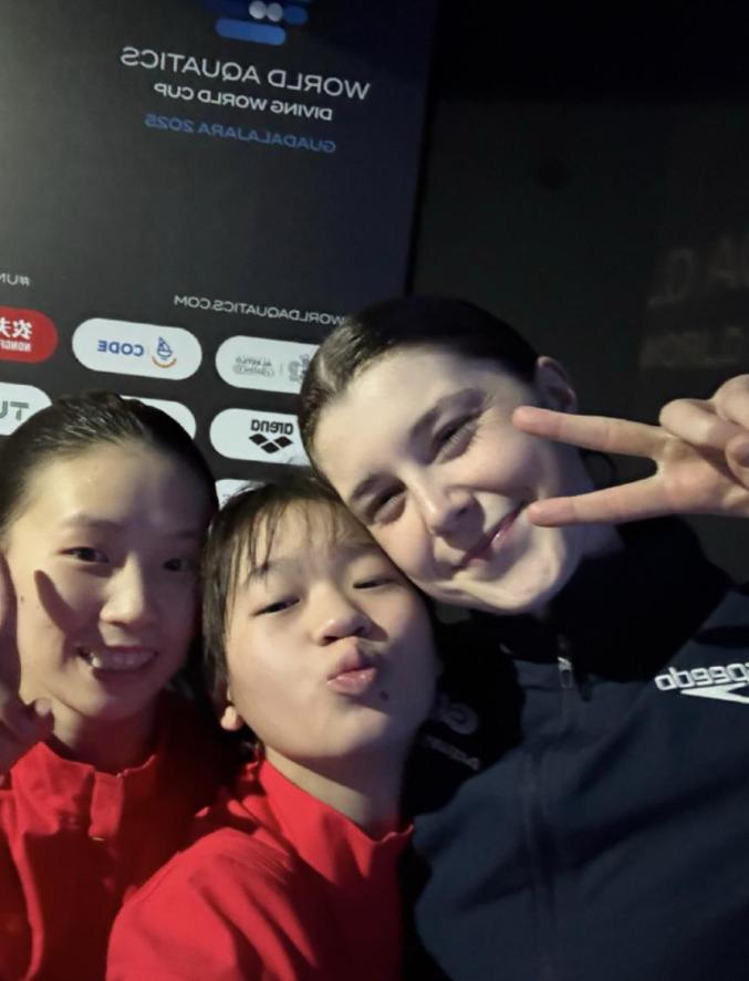 全红婵回应复出夺冠:我真棒_全红婵回应网友评论破防_全红婵跳水世界杯8金3银1铜