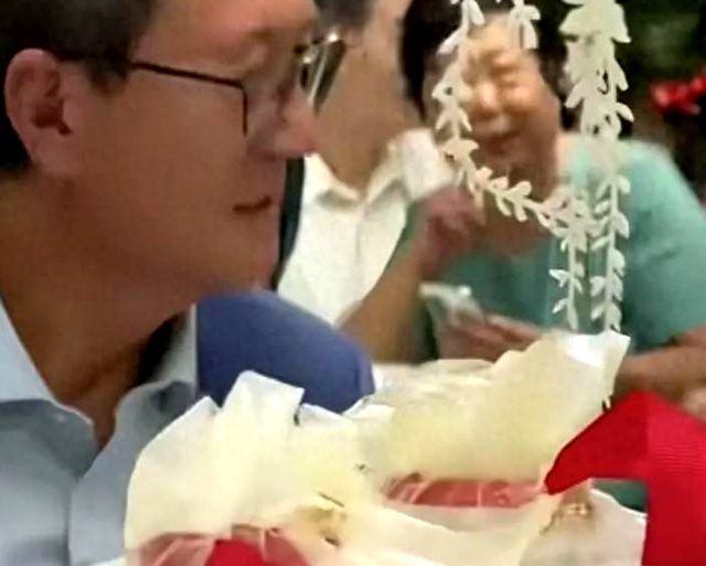 张怡宁徐威婚姻故事_张怡宁和徐威的日常生活_张怡宁老公徐威近照