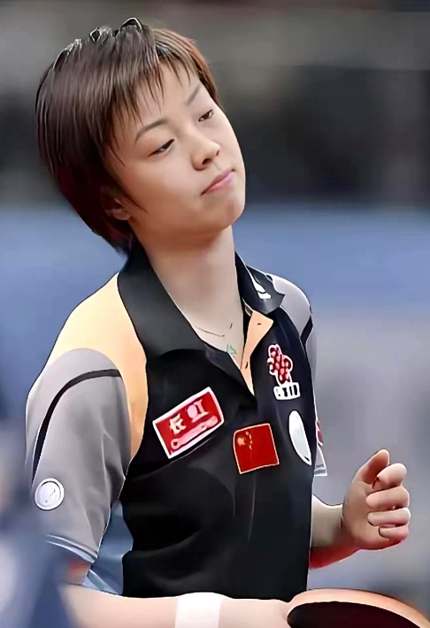 张怡宁老公徐威近照_张怡宁徐威婚姻故事_张怡宁年龄差婚姻启示