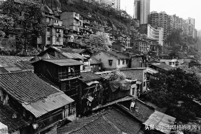 洪崖洞夜景_洪崖洞历史_重庆洪崖洞在哪里