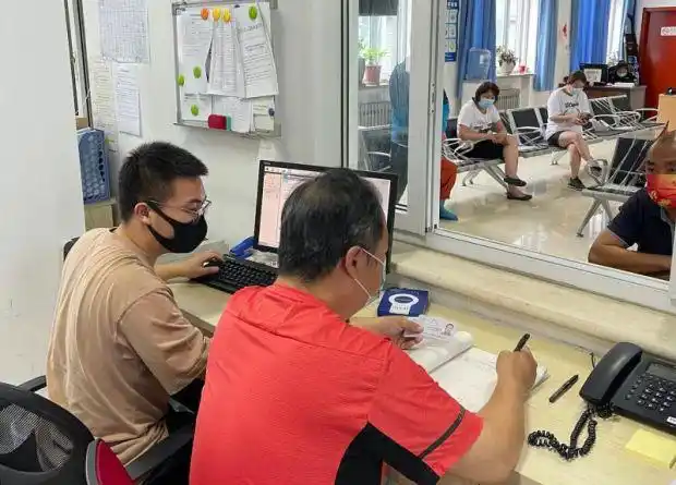 北京市丰台区暑期大学生返家乡社会实践活动_丰台区大学生暑期社会实践岗位招聘_暑期社会实践新闻报道