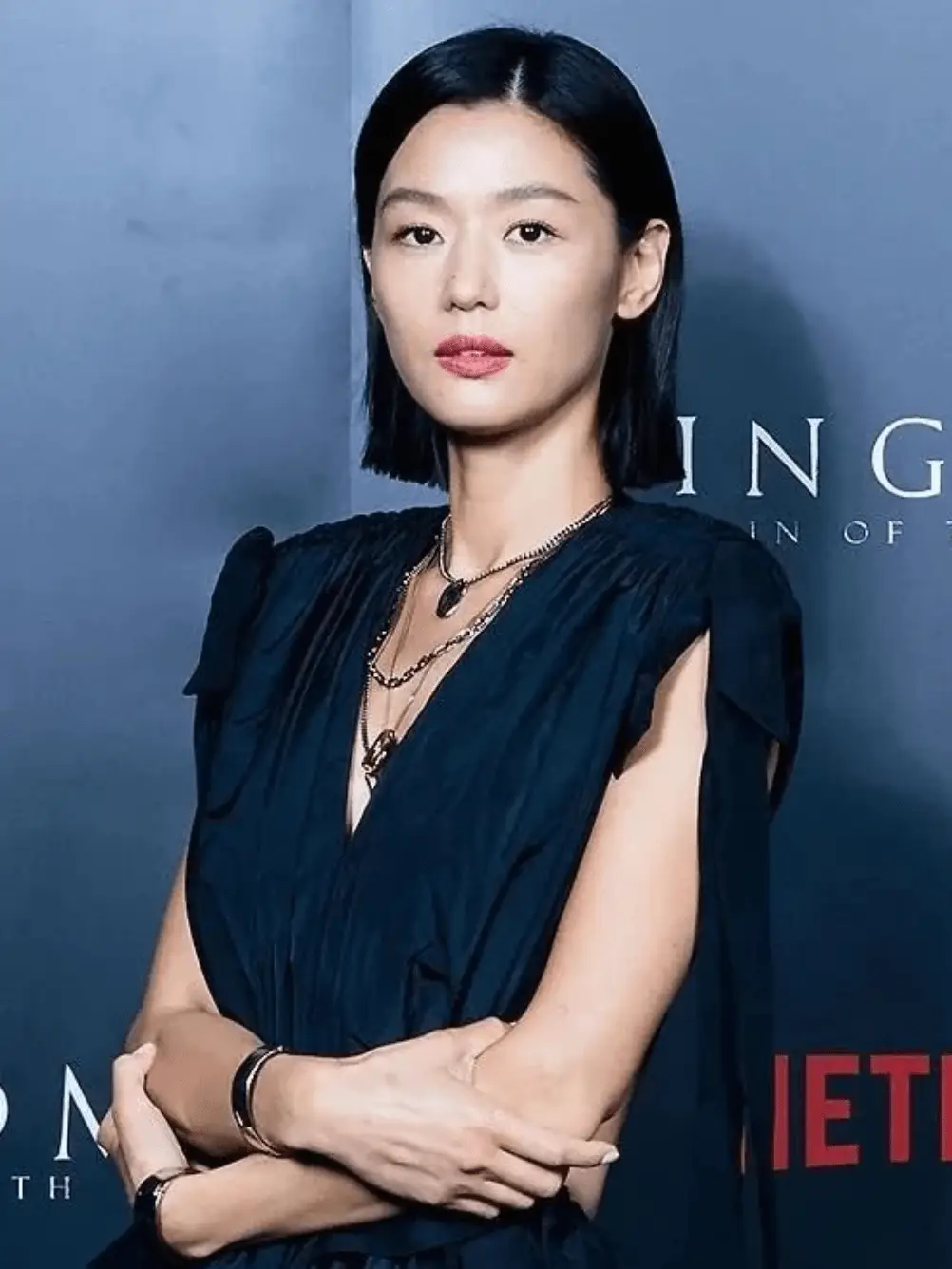 全智贤和儿子照片_全智贤近况_崔东俊个人资料