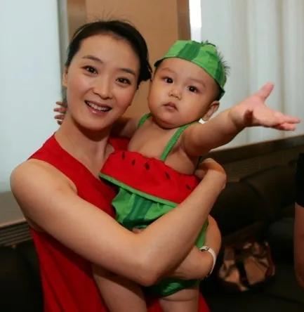 王志才比王艳大多少_王艳还珠格格晴儿经历_王艳嫁给王志才故事