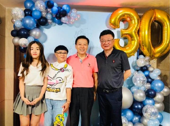 央视夫妻主持人_北京电视台主持人刘婧老公_朱迅王志