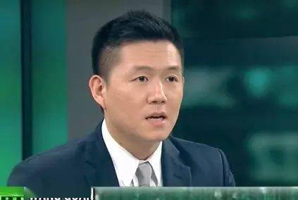 央视的主持人中，谁的英语最厉害？