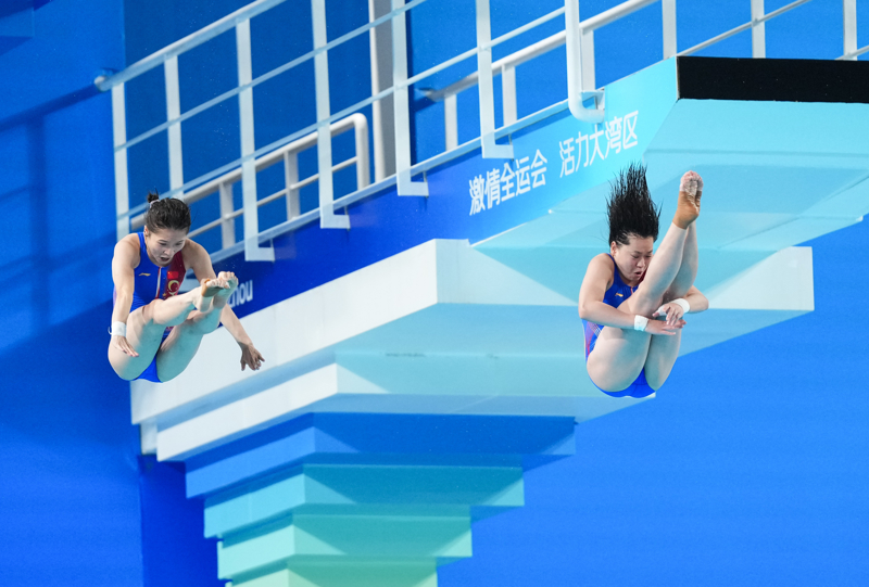 全运会跳水女子团体赛_全红婵重返赛场_全红婵时隔183天归来仍是顶流
