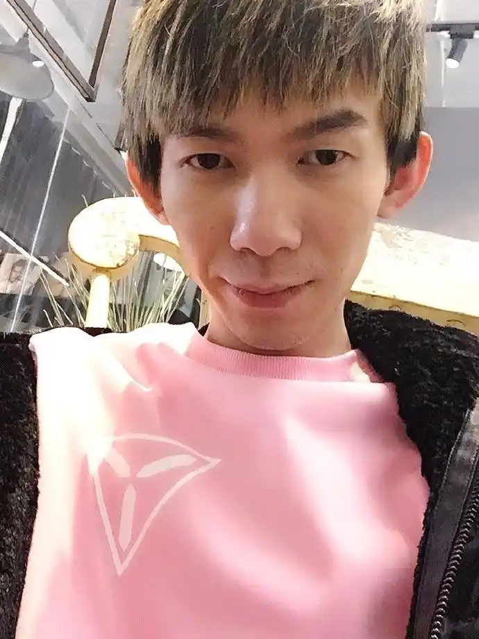 娜美职业生涯回顾_edg娜美就是一sb_LPL天才ADC陨落故事