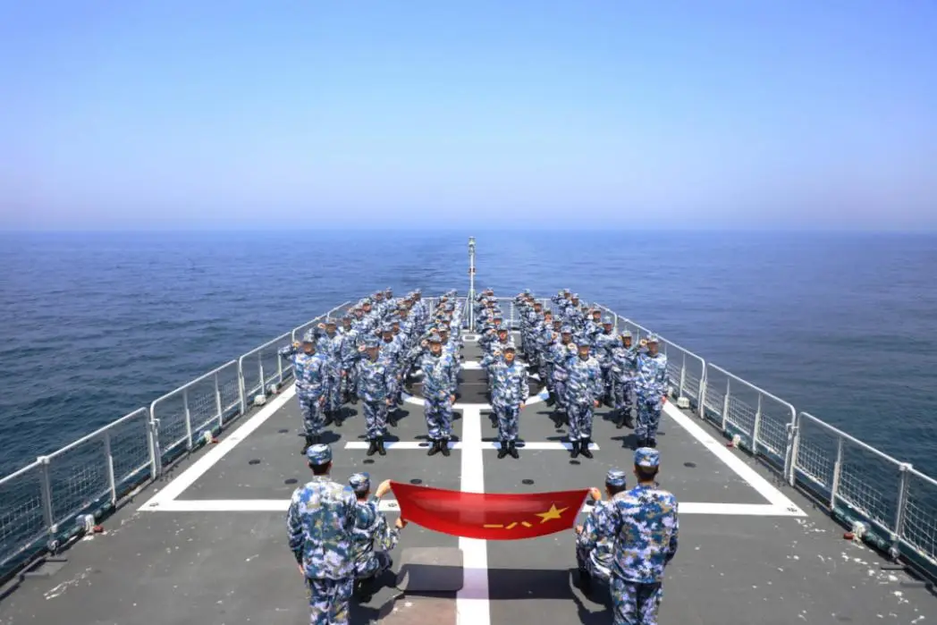 中国的战地记者_卢宇光凤凰卫视驻莫斯科战地记者_卢宇光俄罗斯战友故事