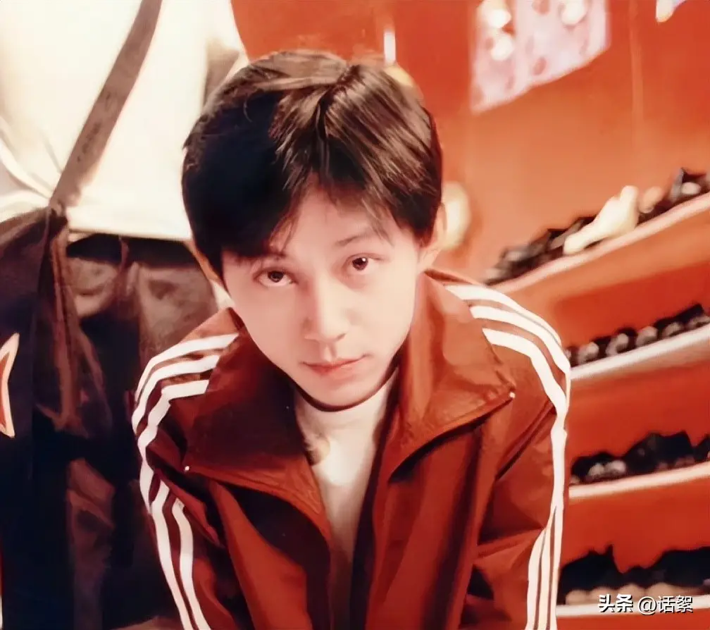 何炅害怕衰老的焦虑_何炅三十年主持生涯回顾_何炅回应衰老焦虑：准备再干三四十年