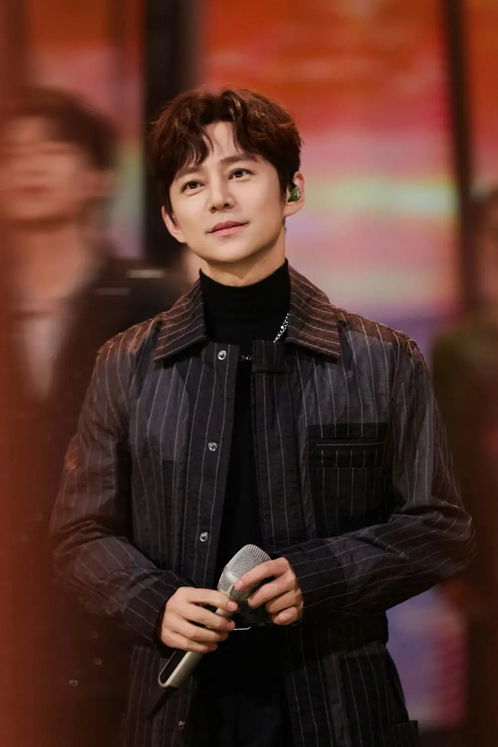 何炅回应衰老焦虑:准备再干三四十年_何炅衰老细节_何炅衰老焦虑原因