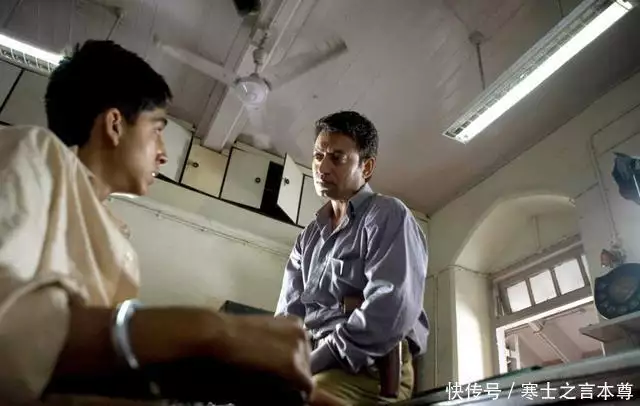 印度电影贫民窟的百万富翁_贫民窟的百万富翁 贾马尔 失踪的女朋友拉提卡