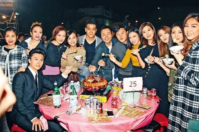 facebook上的福利关键词_香港公司福利_香港好公司推荐