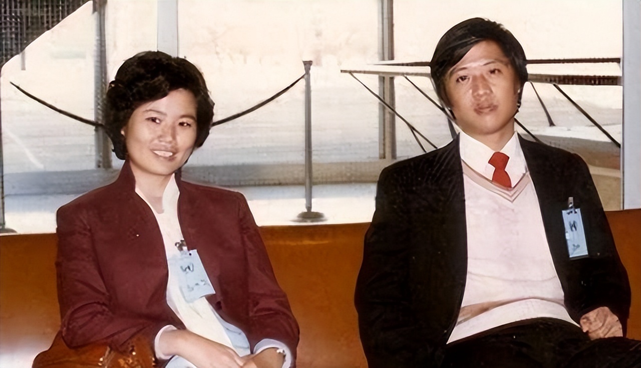 邢质斌央视岁月变迁_邢质斌老公简历_央视主持人邢质斌回忆录