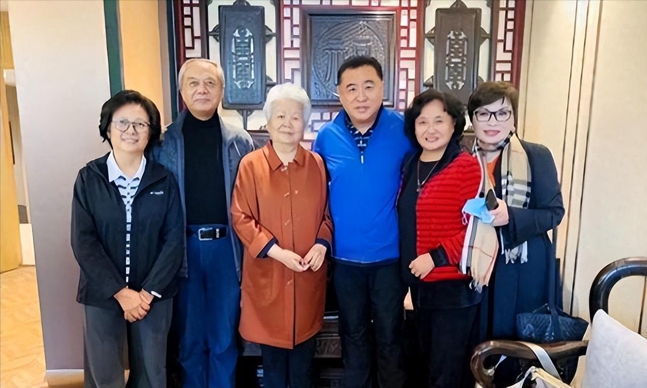 邢质斌央视岁月变迁_央视主持人邢质斌回忆录_邢质斌老公简历