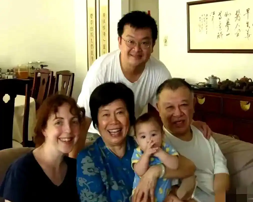 许为平全家照片_许倬云家庭幸福秘诀_许倬云家庭氛围