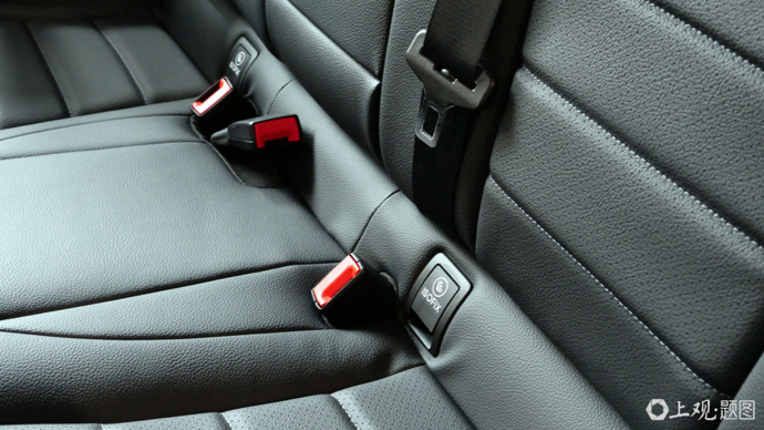 上海交警查处后排乘客未系安全带_后排乘客不系安全带属违法_后排乘客未系安全带处罚标准