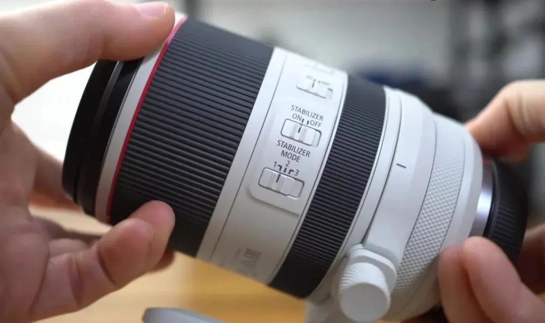 佳能金圈镜头_佳能RF-S卡口镜头评测_佳能RF镜头推荐