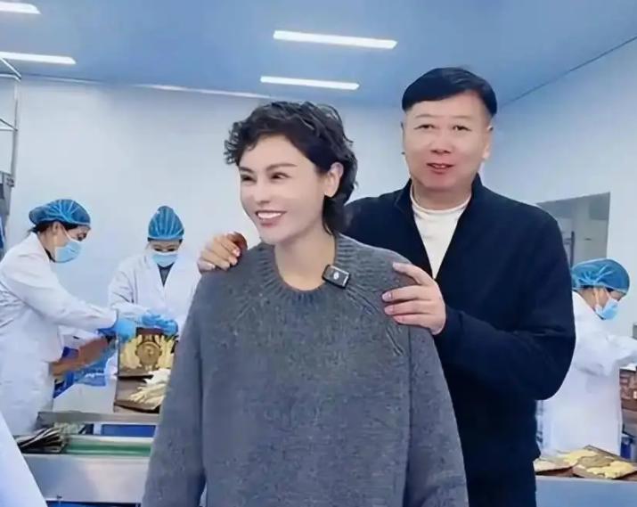 千万粉丝的网红偷税漏税，曾扬言没人能管自己，如今账号被封杀