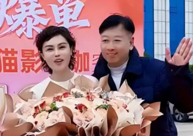 小影夫妇偷税漏税 账号被封直播行业反思 网红社会责任与法律意识_央视披露网红户晨风账号被封详情