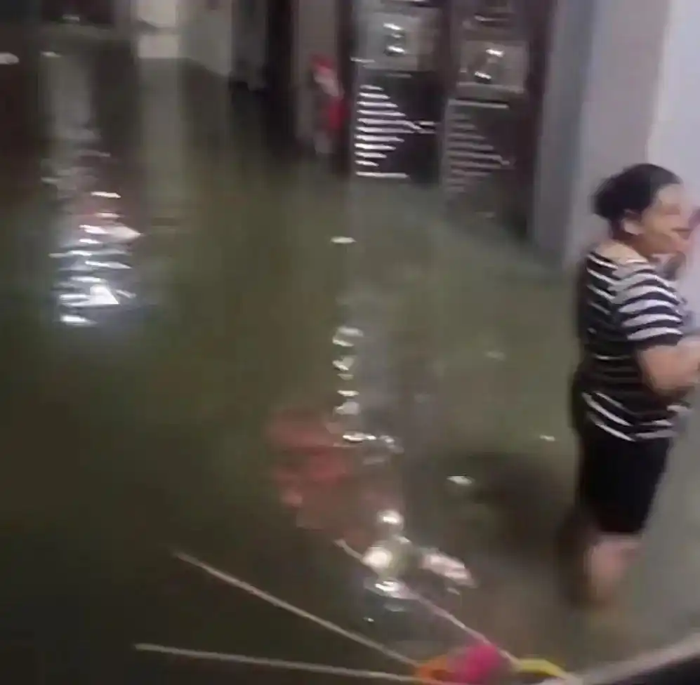 海水倒灌现象_天文大潮海水倒灌_广东多地现海水倒灌