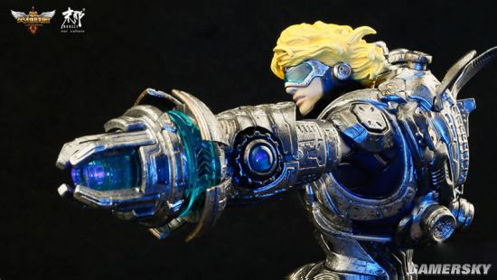 《英雄联盟（LOL）》曝EZ未来战士纪念定制手办 细节丰富可发光