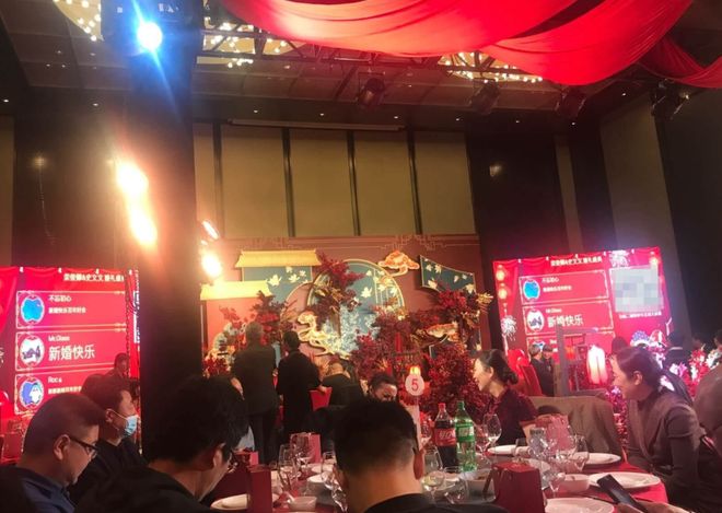 婚礼现场互动游戏_培训互动小游戏_Hi现场婚礼互动平台