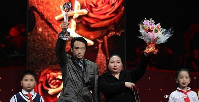 周月华 感动中国2012年度人物 赤脚医生_最美乡村医师周月华