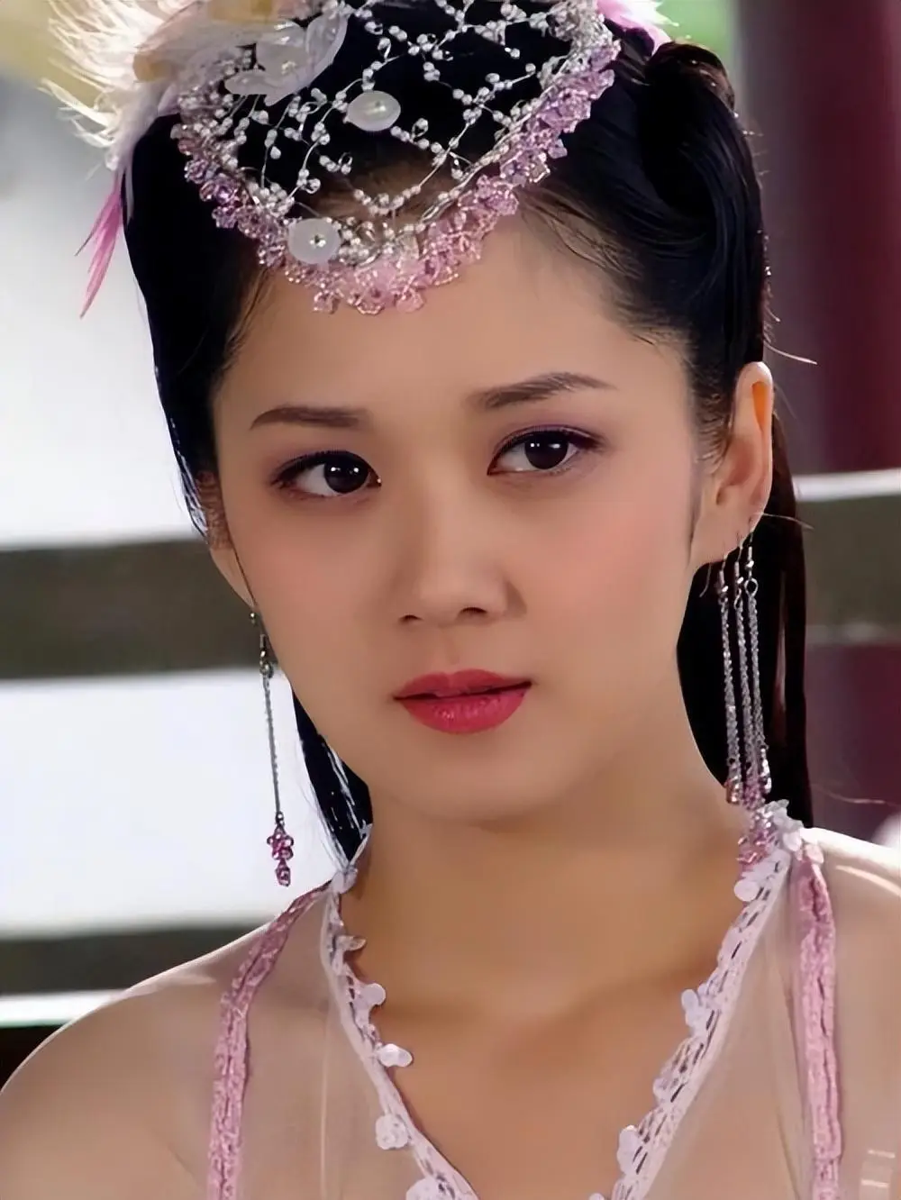 详细阅读:曾比赵丽颖还红,因说错话被封,张娜拉11年后仍然得不到观众原谅 曾比赵丽颖还红,因说错话被封,张娜拉11年后仍然得不到观众原谅