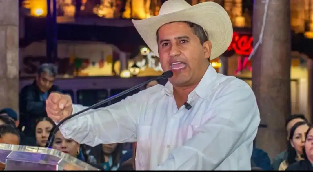 墨西哥市长曼索遇刺_墨西哥米却肯州暴力活动_墨西哥一市长身中至少6枪身亡